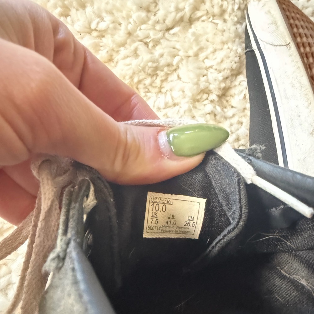 Vans off the wall skater shoes Black and White Low Top Skate Sneakers - Picture 10 of 10